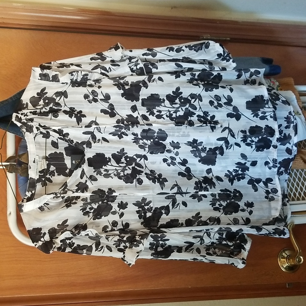 Sabrina Lauren Sheer Floral Black & White Top
